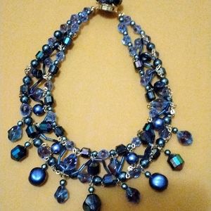 Vintage necklace---costume jewelry